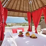 Retreats Villa