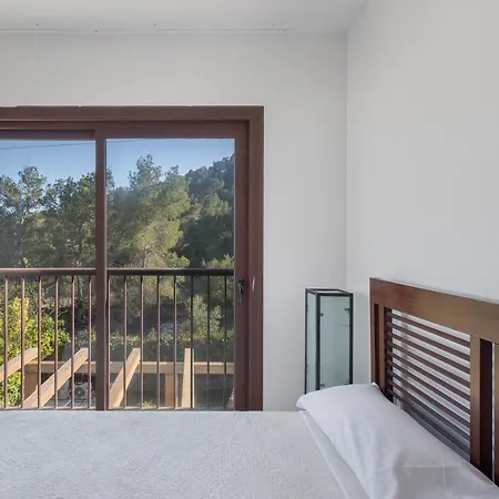 Villa Retreats Santa Eularia des Riu