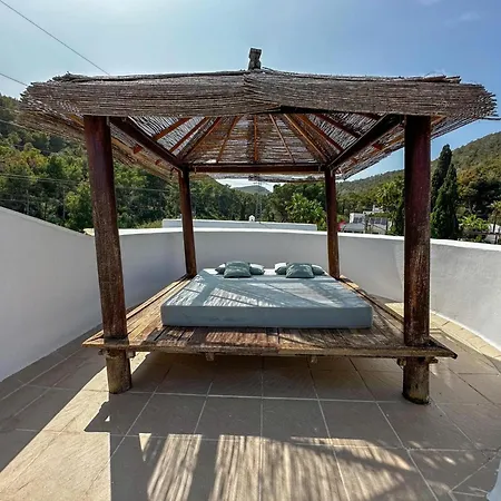 Villa Retreats Santa Eulária des Riu