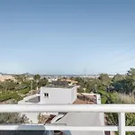 Retreats Villa *