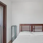 Villa Retreats