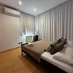 Villa Retreats