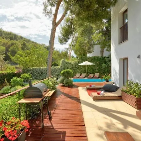 Retreats Villa