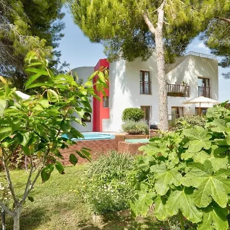 Retreats Villa Santa Eularia des Riu