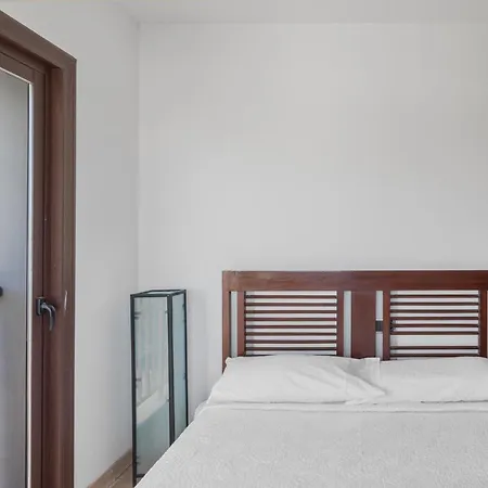 Villa Retreats
